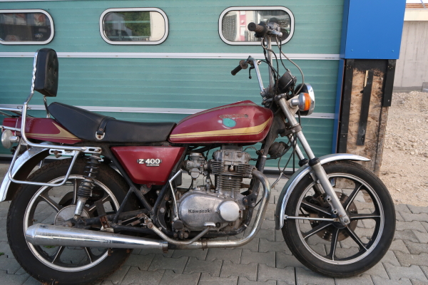 Kawasaki Z400